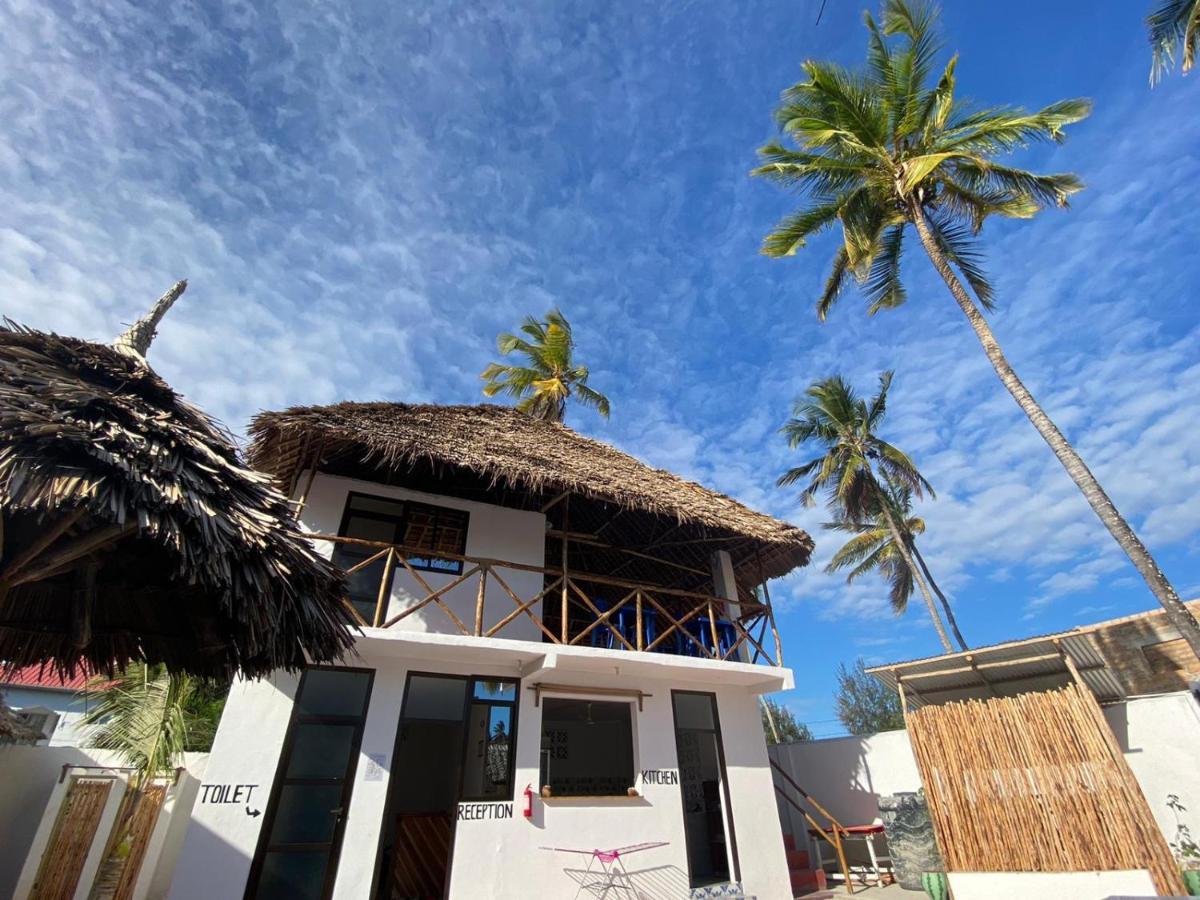 Amani Hotel ปาเยอ ภายนอก รูปภาพ