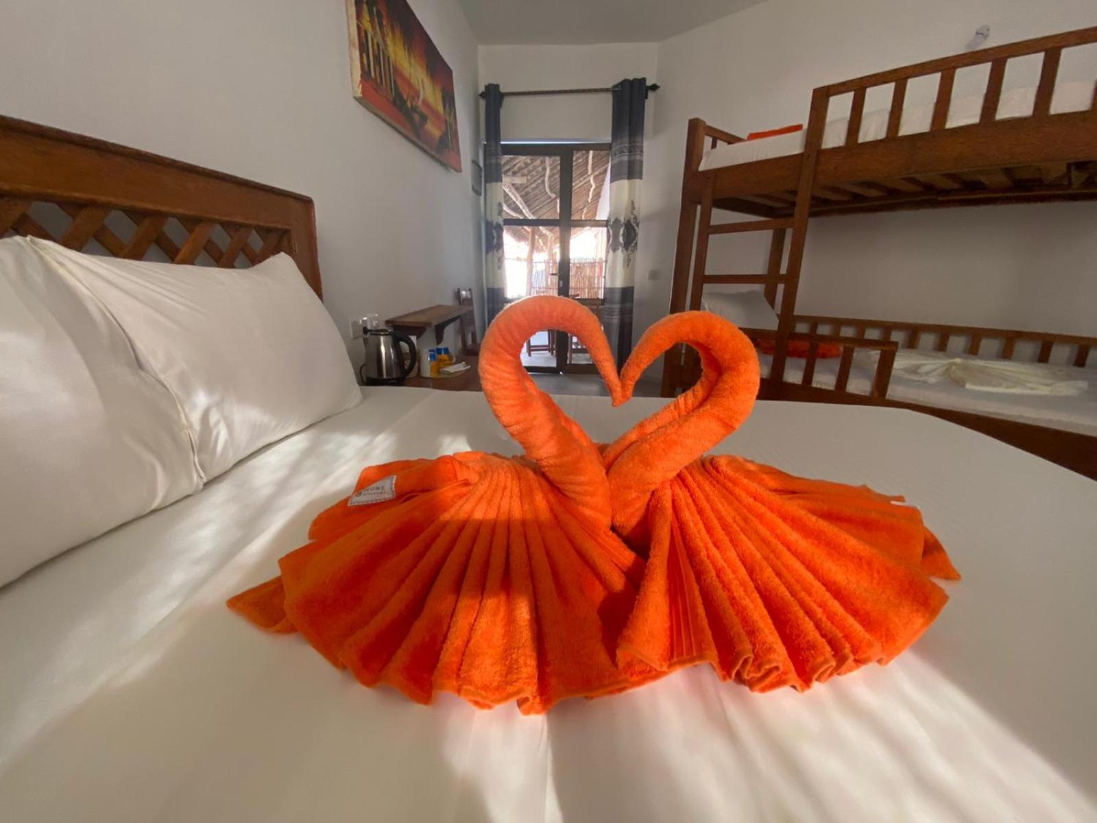 Amani Hotel ปาเยอ ภายนอก รูปภาพ