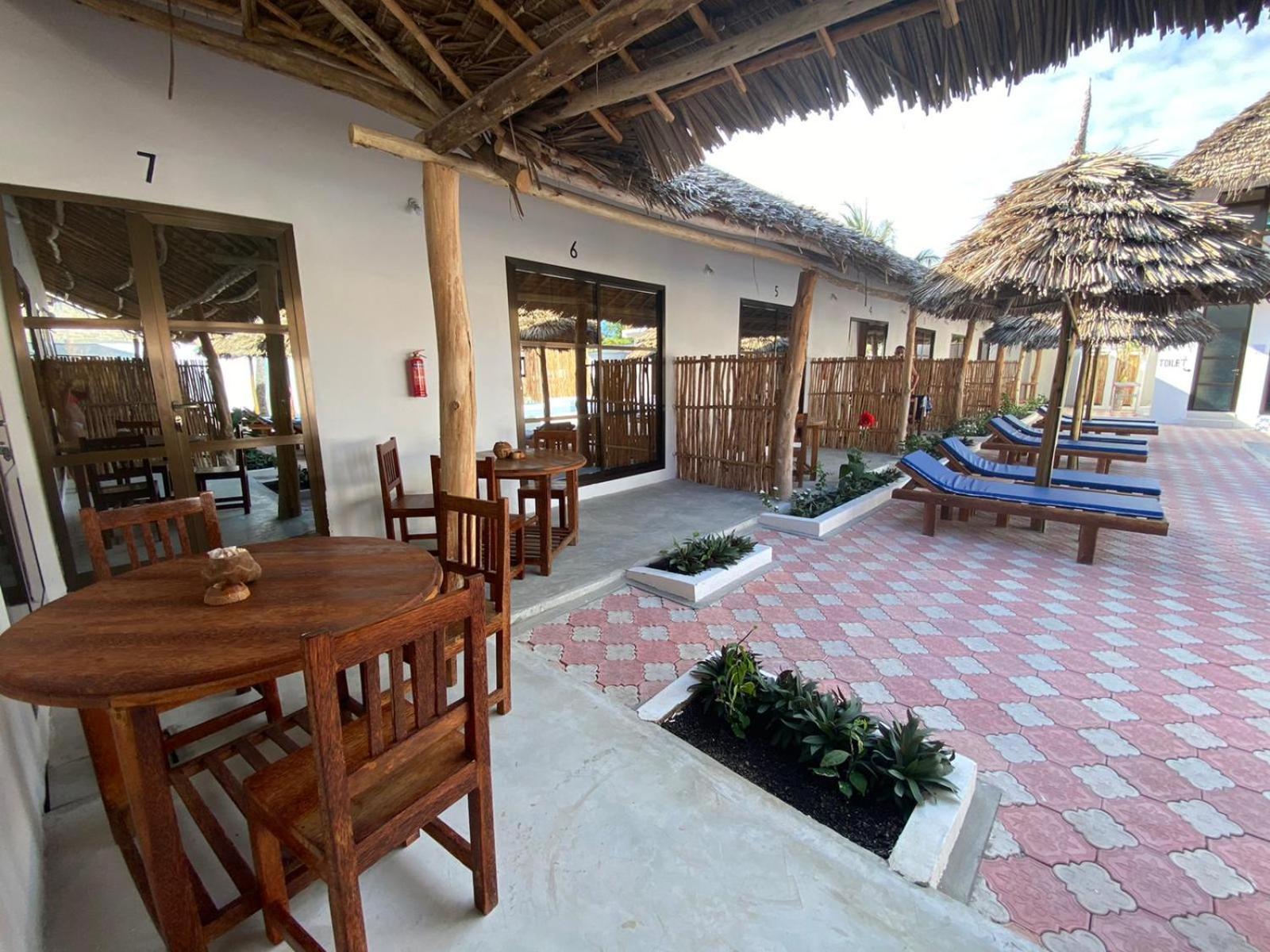 Amani Hotel ปาเยอ ภายนอก รูปภาพ