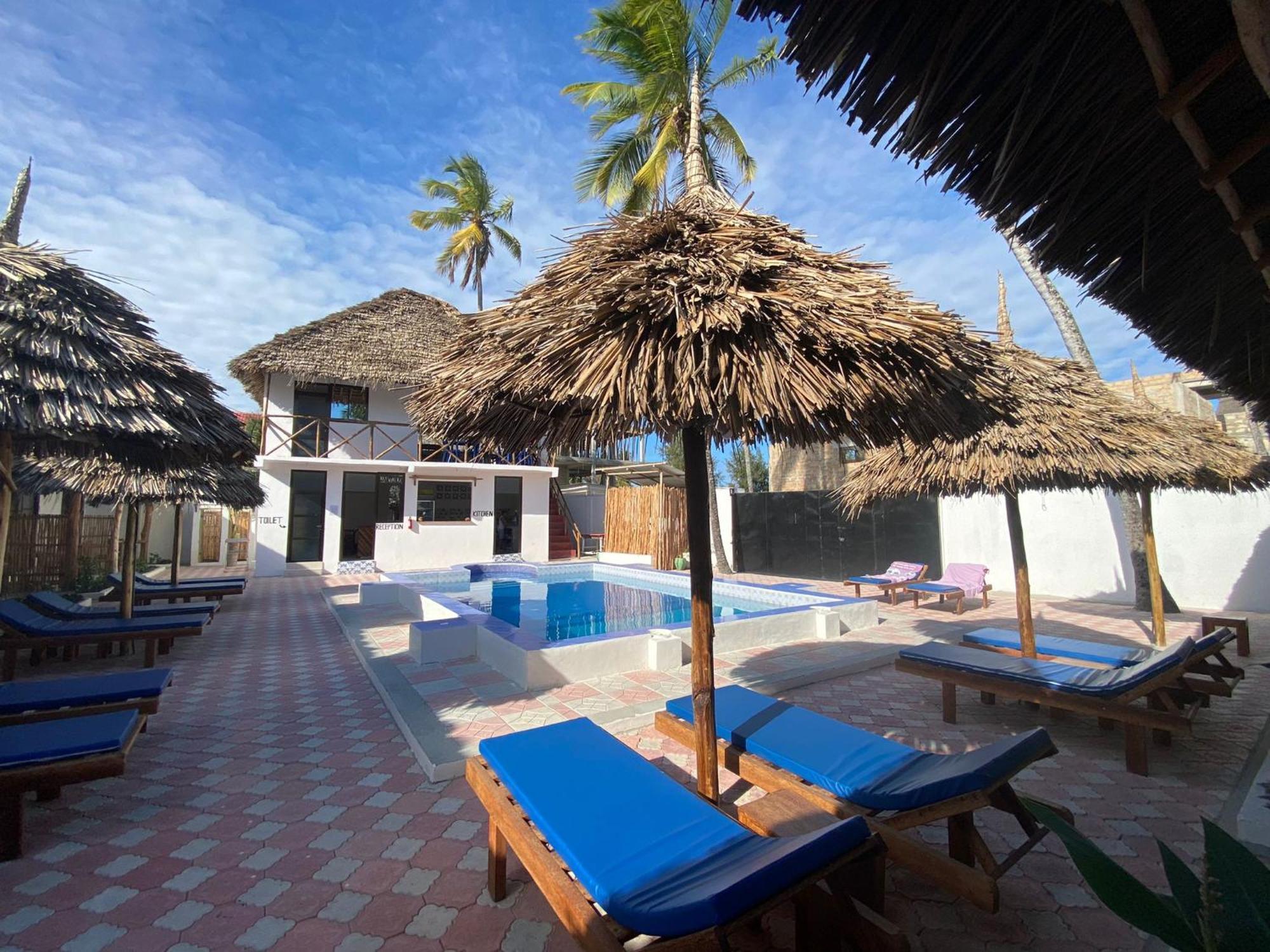 Amani Hotel ปาเยอ ภายนอก รูปภาพ